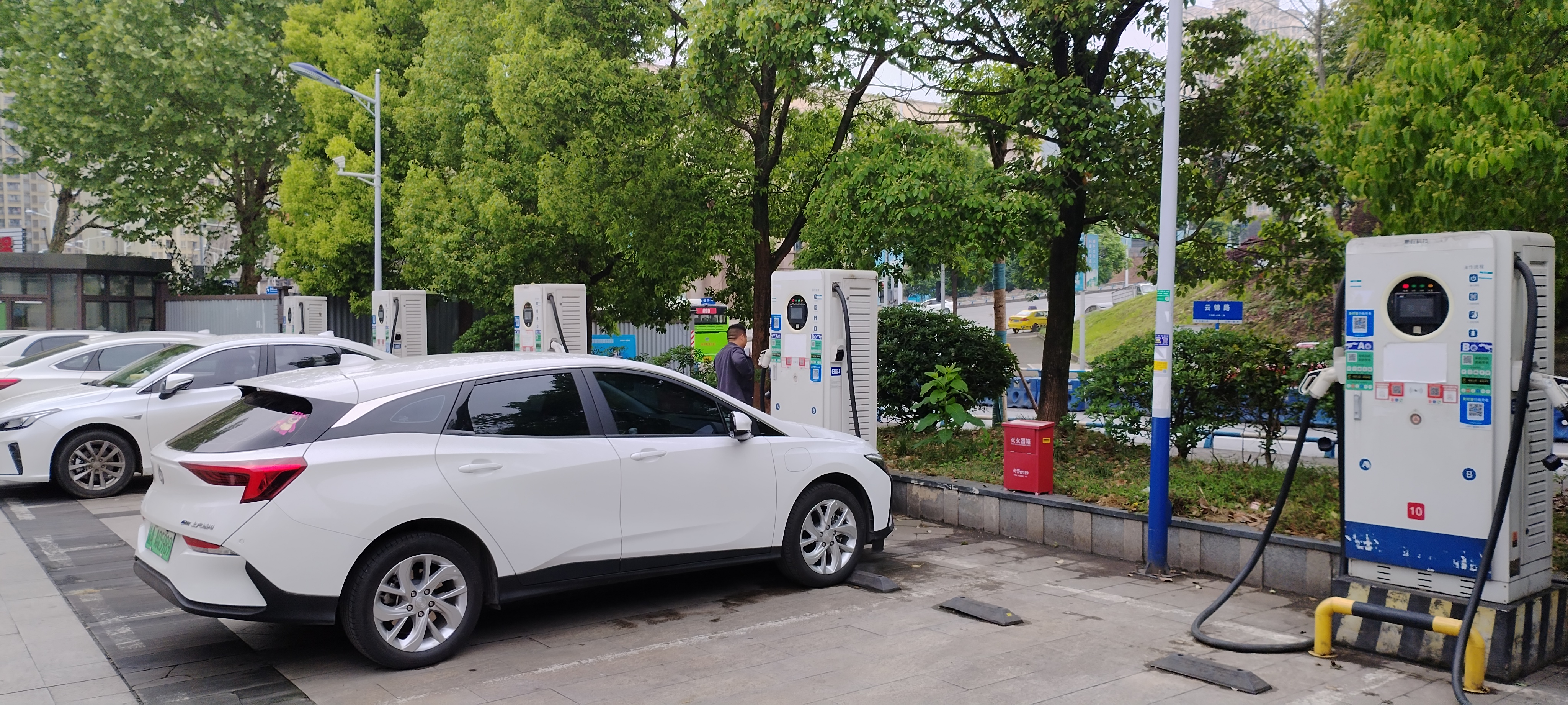 Chongqing Banan Elegant Huada Charging Station